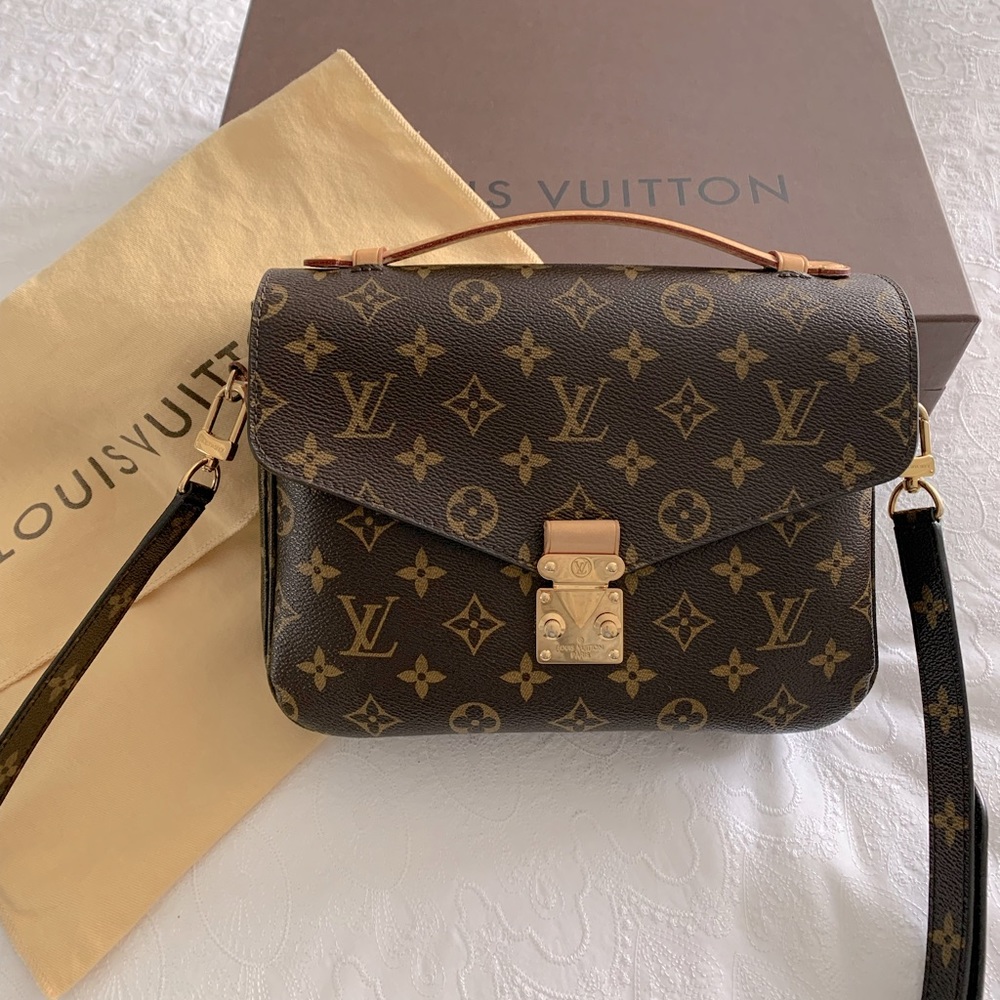 Louis Vuitton Pochette Metis